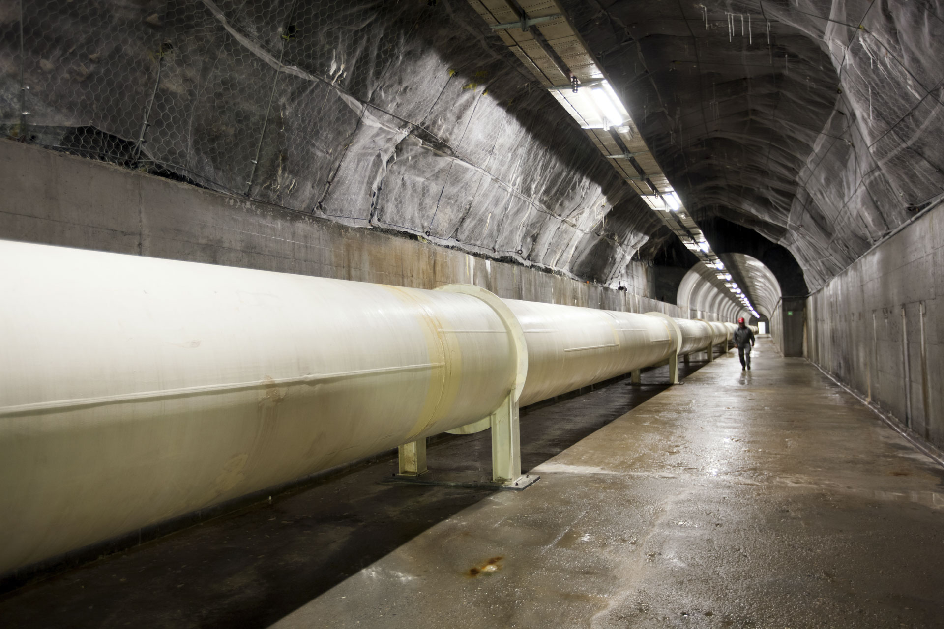 DIga di Cignana Energia Idroelettrica Acqua Gruppo CVA