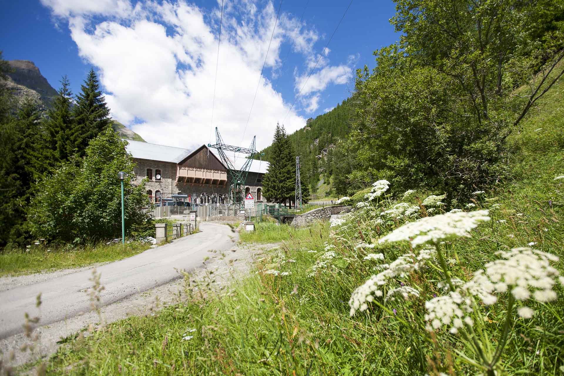 Centrale di Gressoney per produzione energia rinnovabile idroelettrica CVA