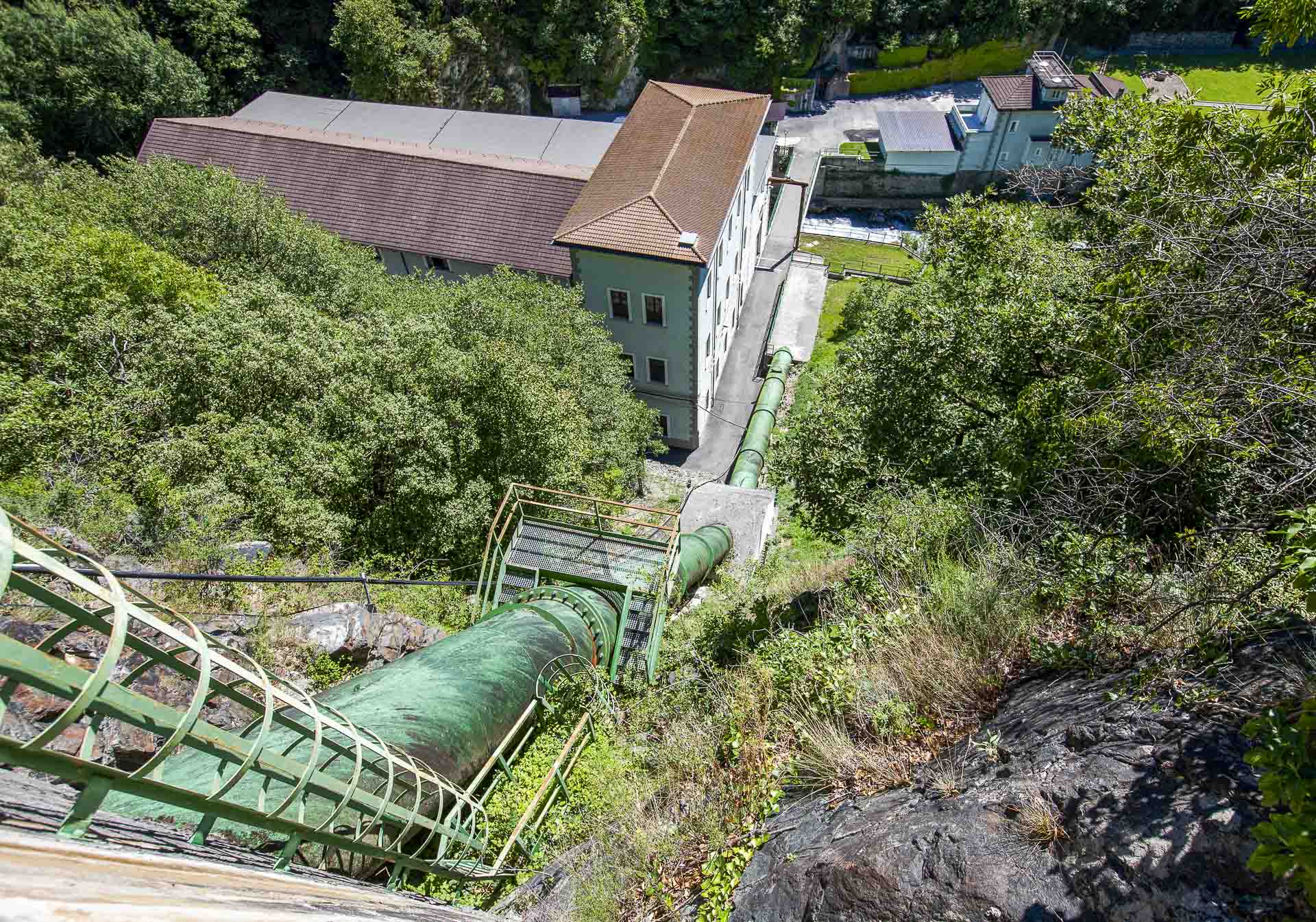 Centrale idroelettrica di Verres centro produzione energia verde rinnovabile CVA