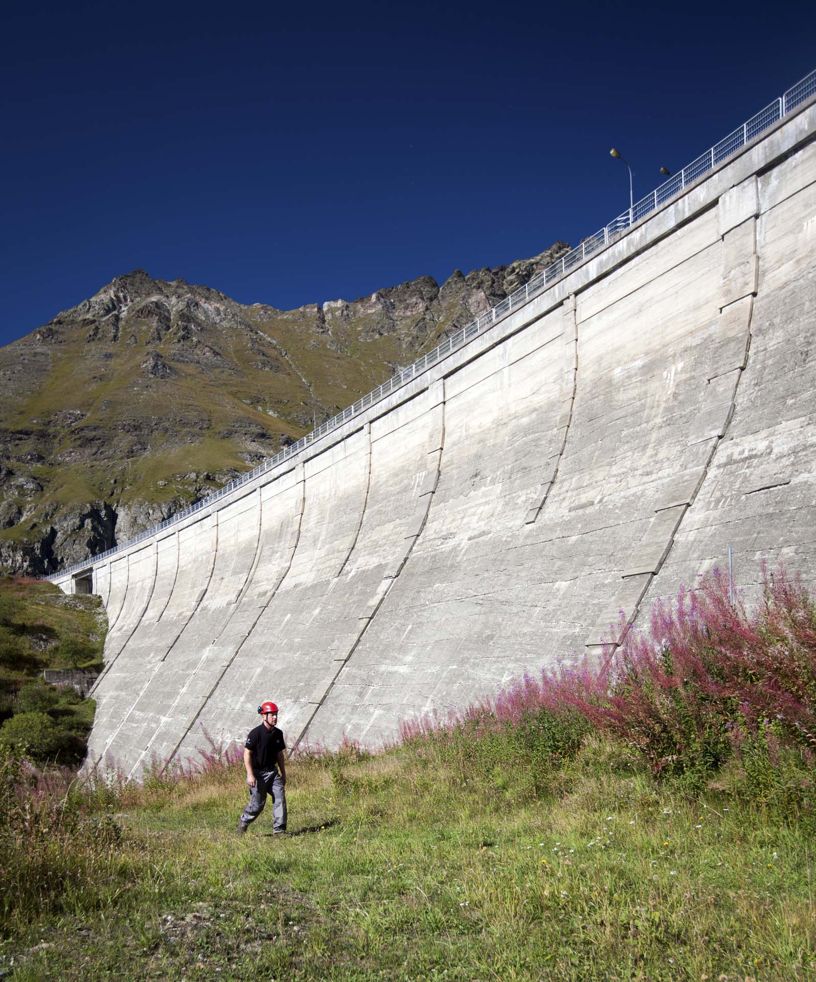 Diga Cignana Impianto energia rinnovabile idroelettrico Gruppo CVA