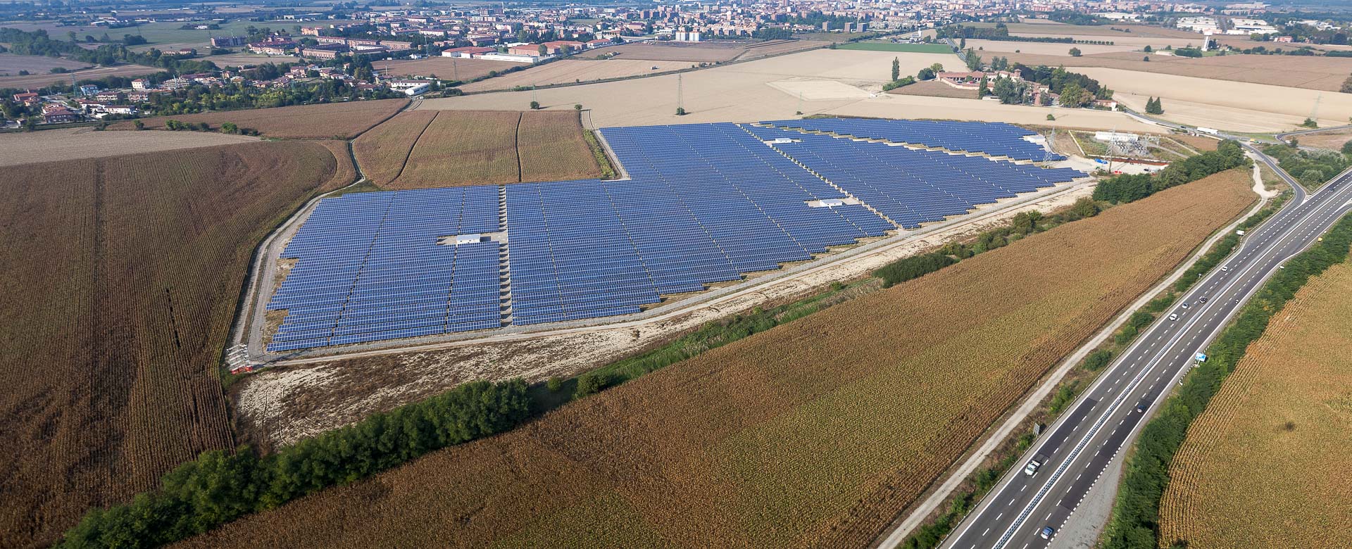 Impianto produzione energia solare fotovoltaica rinnovabile sostenibile CVA Alessandria sud