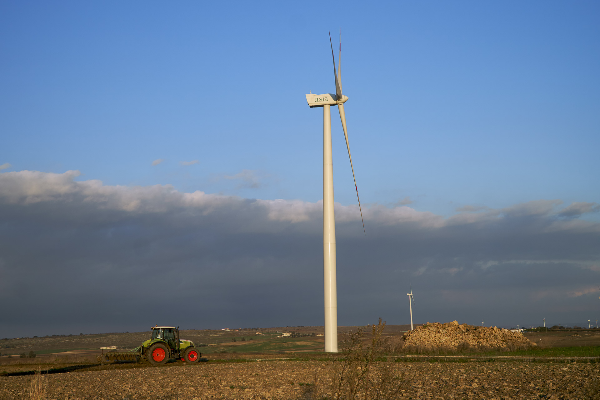 Impianto energia verde eolica di Lamia di Clemente CVA