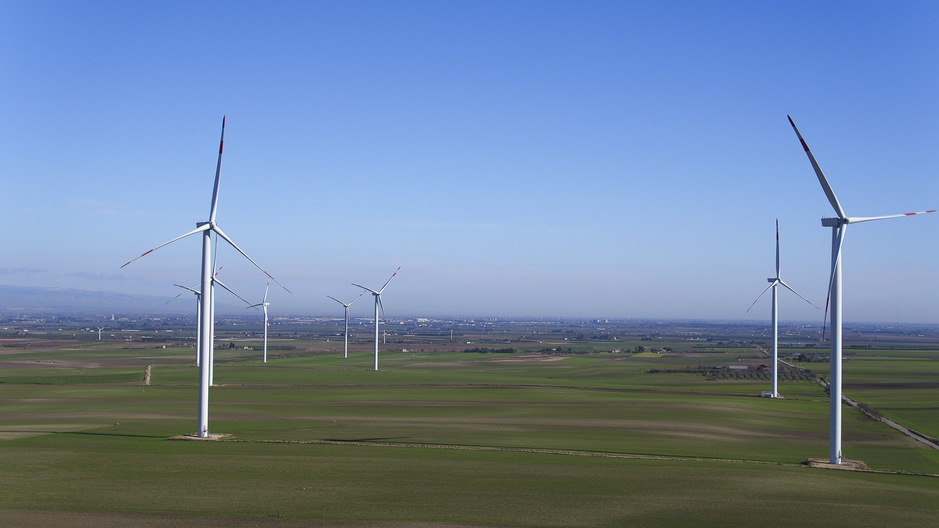 Impianto produzione energia elettrica verde rinnovabile eolica CVA Ponte Albanito