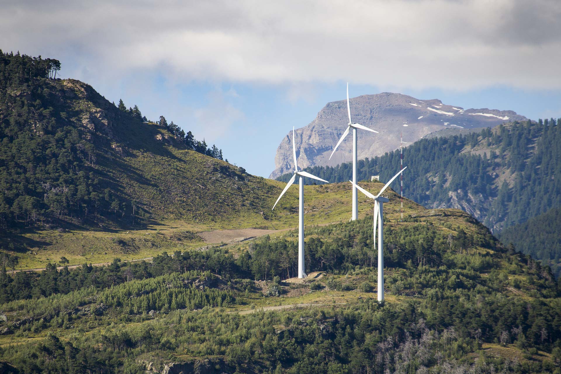 Impianto produzione energia verde eolica 100% Green Saint-Denis