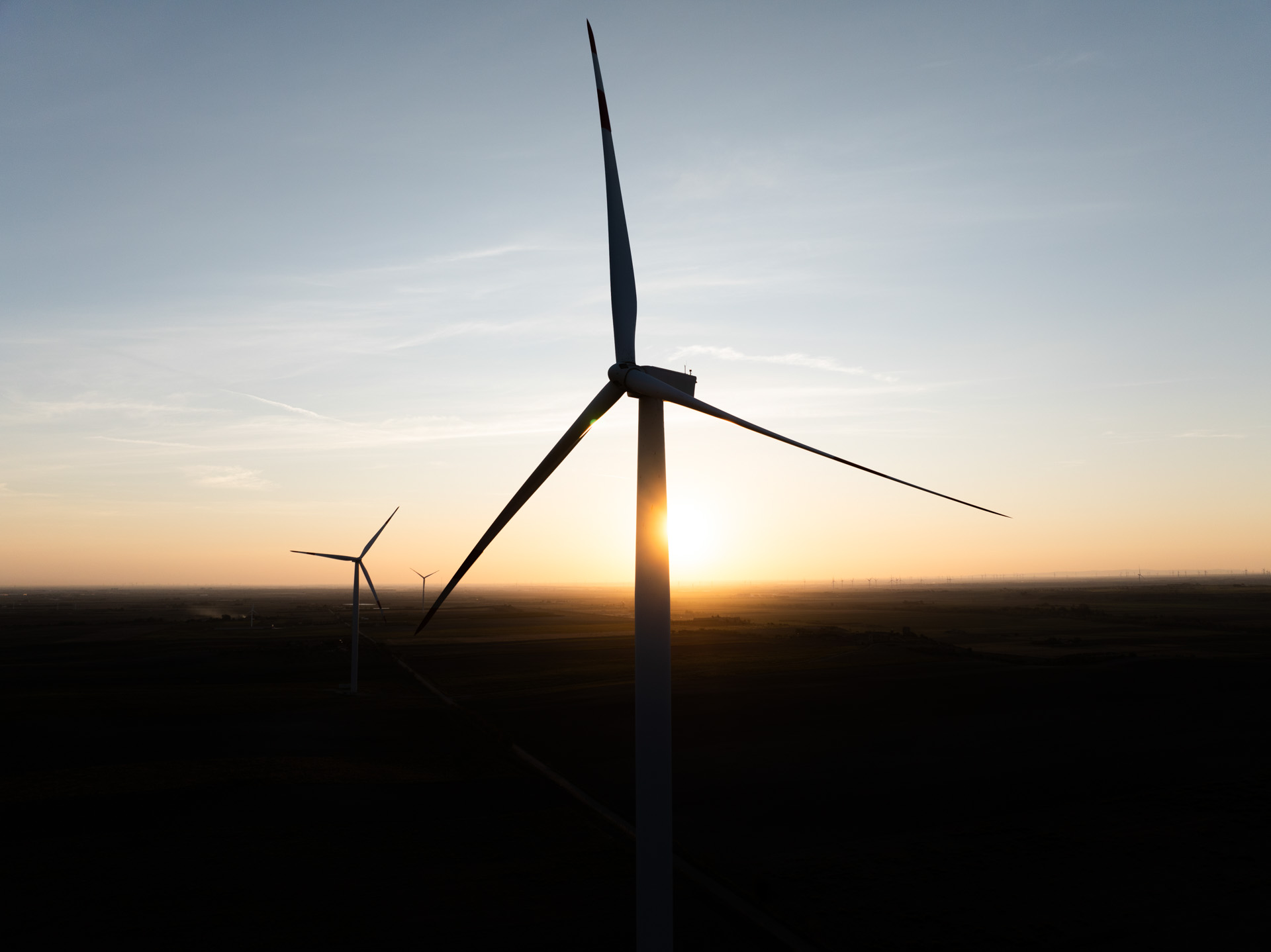 Impianto produzione energia elettrica verde rinnovabile eolica CVA Ponte Albanito